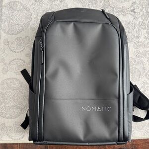 Expandable travel backup